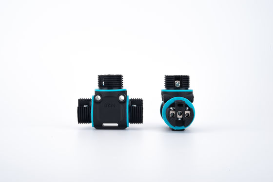 迅速なインストール IP68 防水プラスチック 2/3ピン 女性円形接続器 電源変換器