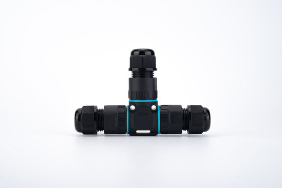 迅速なインストール IP68 防水プラスチック 2/3ピン 女性円形接続器 電源変換器