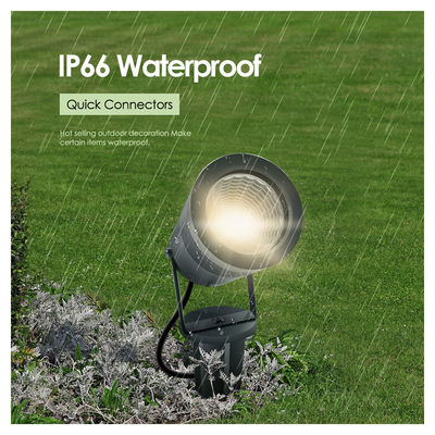 冷たい白色の屋外景観照明